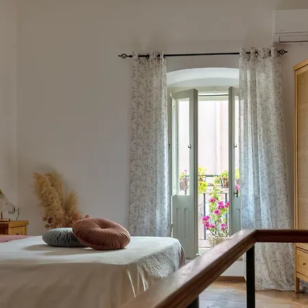 By Grandma House איגלסיאס